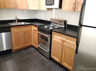 310 W 14th St APT 1F, New York, NY 10014