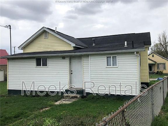 3rd image of 2106 6th Ave