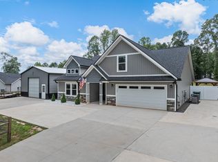 197 Falling Creek Rd, Spartanburg, SC 29301