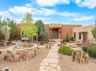 2308 Camino Vado, Santa Fe, NM 87507