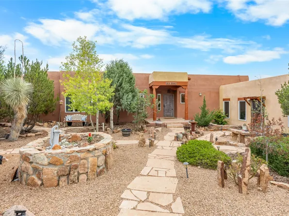 2308 Camino Vado, Santa Fe, NM 87507