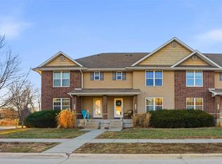355 Huntington Dr, Iowa City, IA 52245