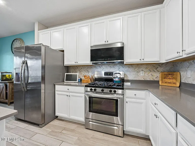 118 Sadler Ct — Photo 9