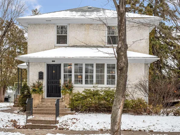 1035 Conway St, Saint Paul, MN 55106