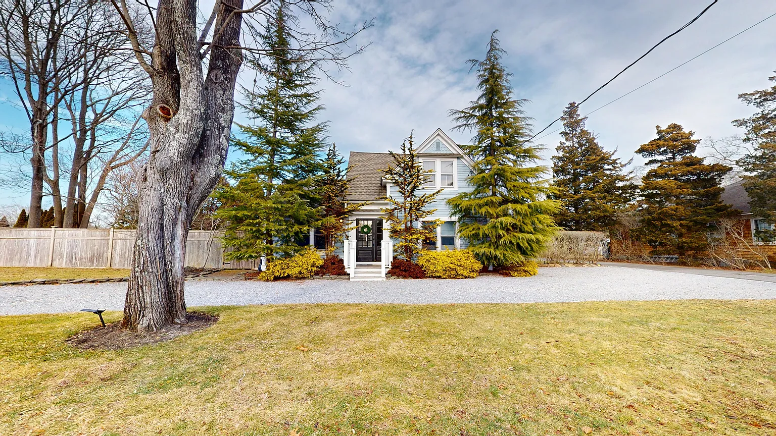 15 Walnut Ave photo 1