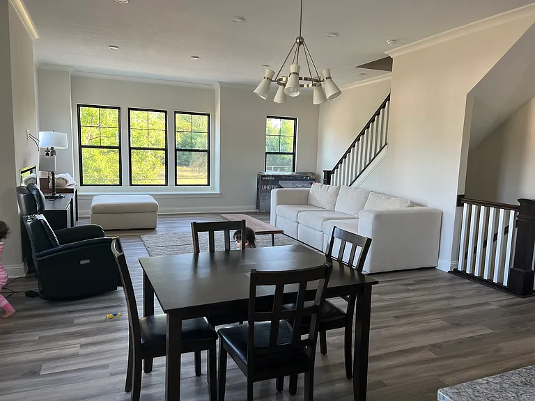 430 W Smoky Row — Photo 6