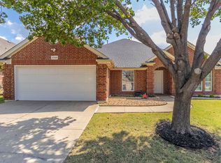 2708 Gray Rock Dr, Fort Worth, TX 76131