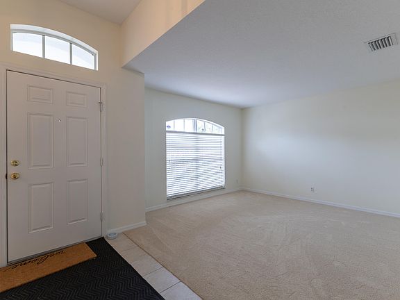 5th image of 1673 SE Lorraine Street