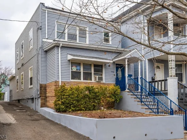 526 Jackson Ave, Elizabeth City, NJ 07201