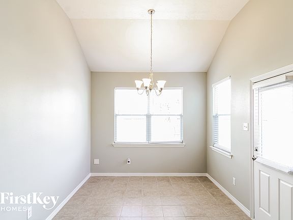 5th image of 18511 Royal Mist Ln