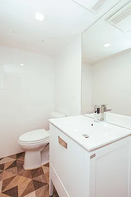 Rented by Nooklyn NYC LLC | media 28