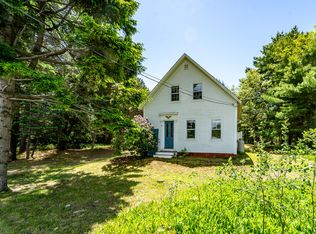 301 & 303 Main St, Dennis Pt, MA 02639