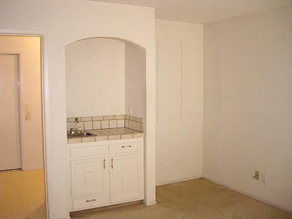 5th image of 3310 W Vassar Ct