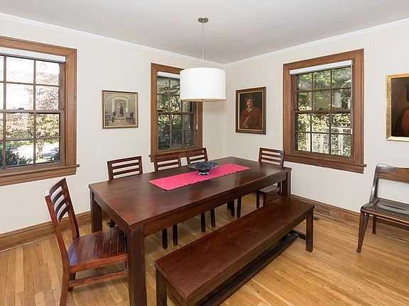 4th image of 214 Palisade Ave