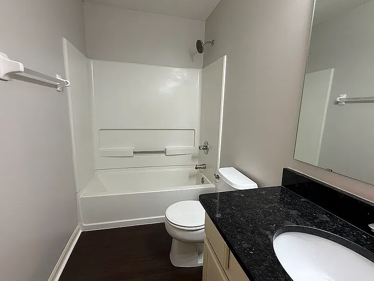 5990 Rings Rd — Photo 31