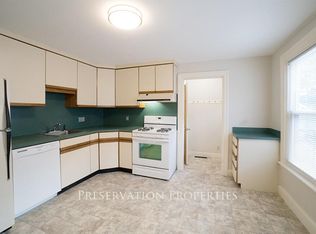 60 Austin St #1, Newtonville, MA 02460