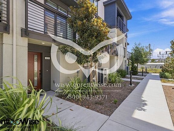 2nd image of 125 Waters Park Dr