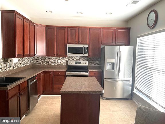 3rd image of 29658 Cobblestone Way