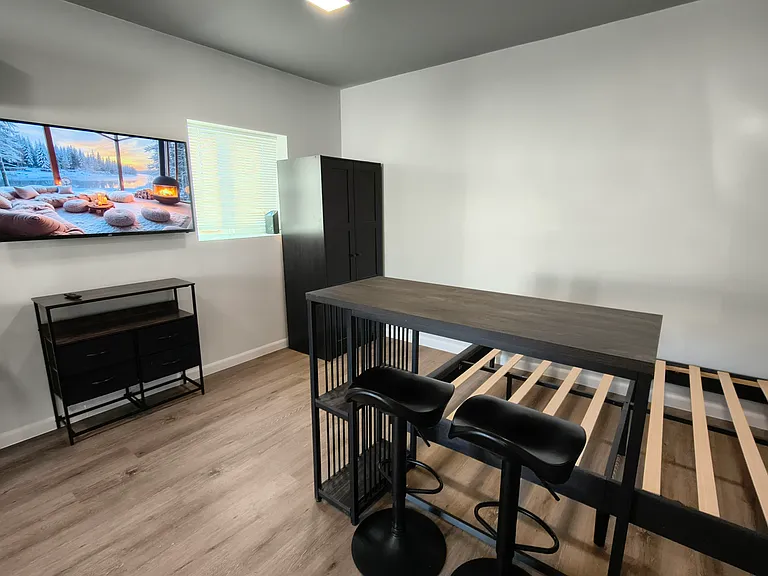 1827 Harding St #2 — Photo 16