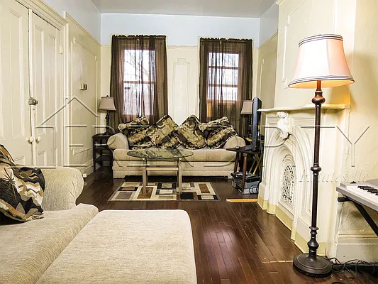 Sold by Serendipity Estates LLC | media 33