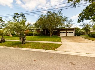 7065 Holiday Rd N, Jacksonville, FL 32216