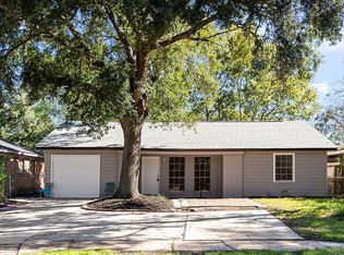 11707 Segrest Dr, Houston, TX 77047