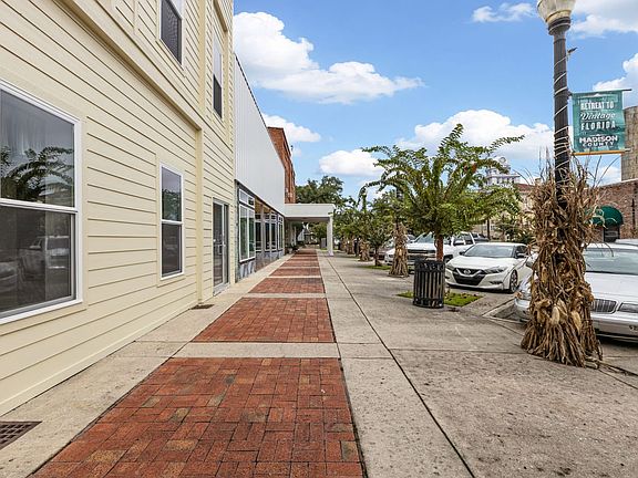 17 Web Or Mls 186 Sw Range Ave
