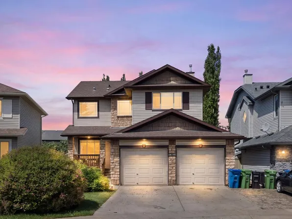 2693 Coopers Cir SW, Airdrie, AB T4B 3B8