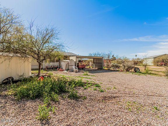 3rd image of 16810 W Placita La Junta