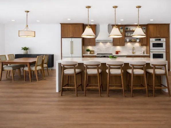 300 Main Ave #702, Fargo, ND 58103