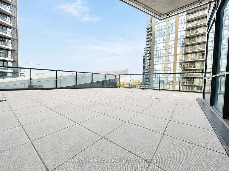 65 Watergarden Dr #403 — Photo 13