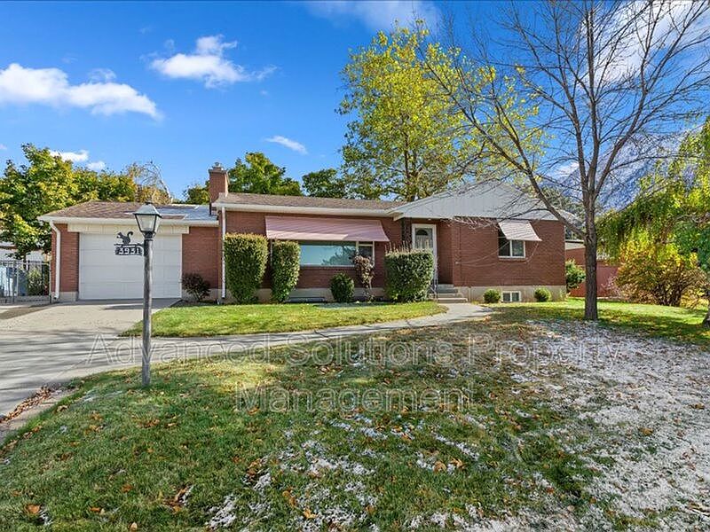 1st image of 3931 S Olympic Way
