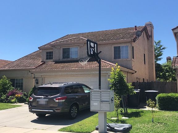 2nd image of 1736 Volendam Ave