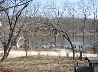 3139 Lakeshore Dr, New Haven, MO 63068