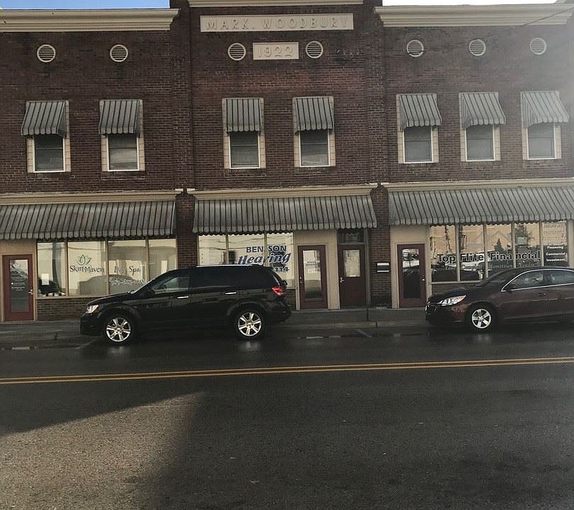 1st image of 218 N Park St APT 6