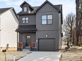 1618 Golf Club Ln, Clarksville, TN 37043