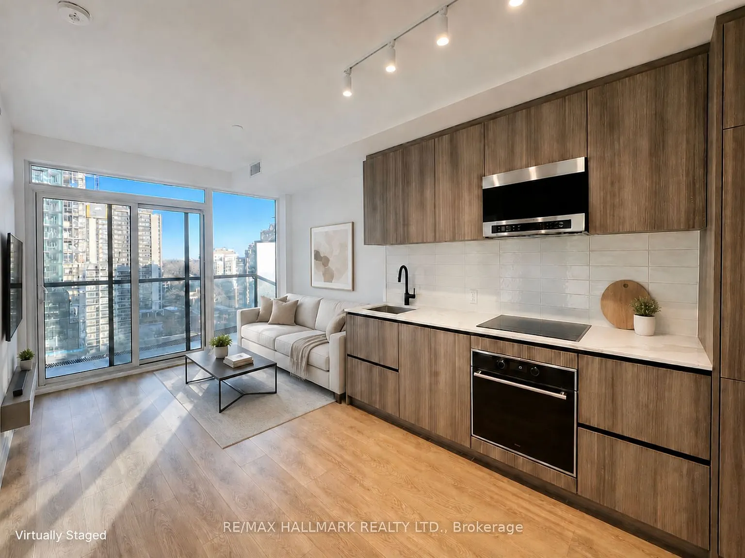 2 bed, $2,575 — Photo 4