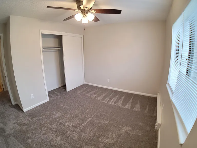 4009 Westover Rd SE — Photo 2