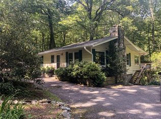 1140 Walker Rd, Waynesville, NC 28786