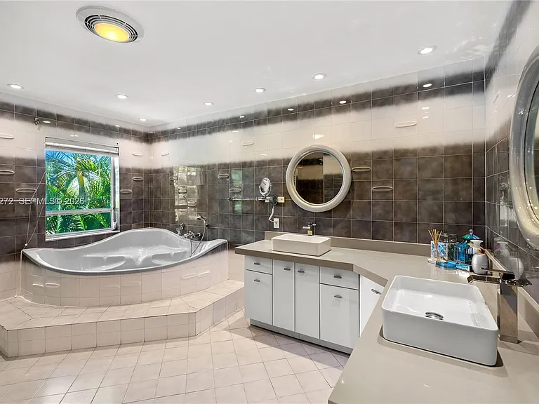 1575 Stillwater Dr — Photo 31