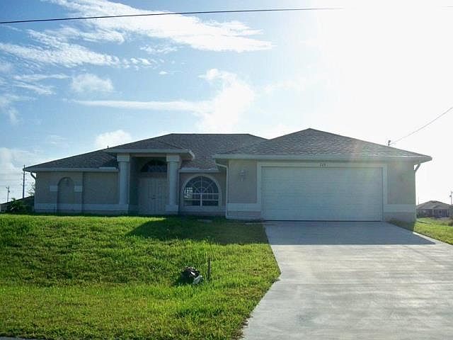 1st image of 223 NW 25th Ave