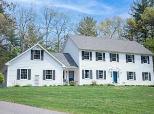 456 Lovely St, Avon, CT 06001