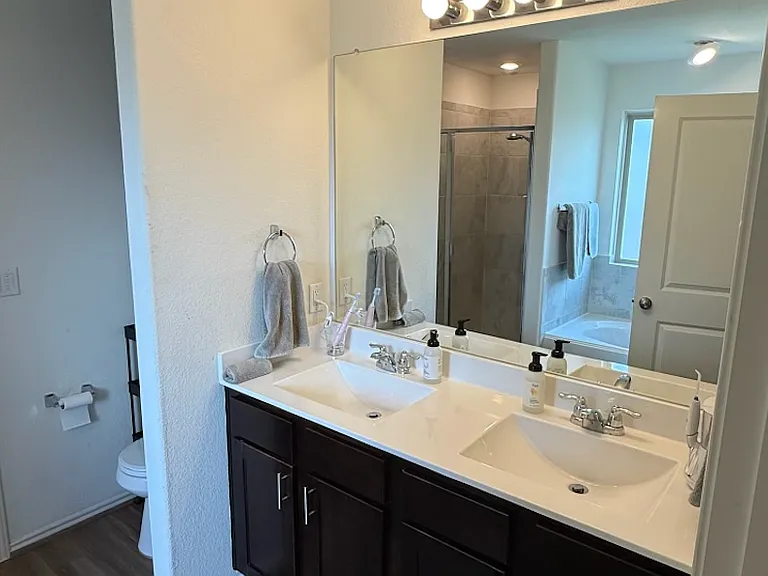 6812 Limber Cv — Photo 9