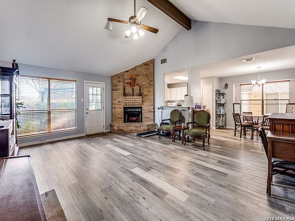 4th image of 2612 Cedar
