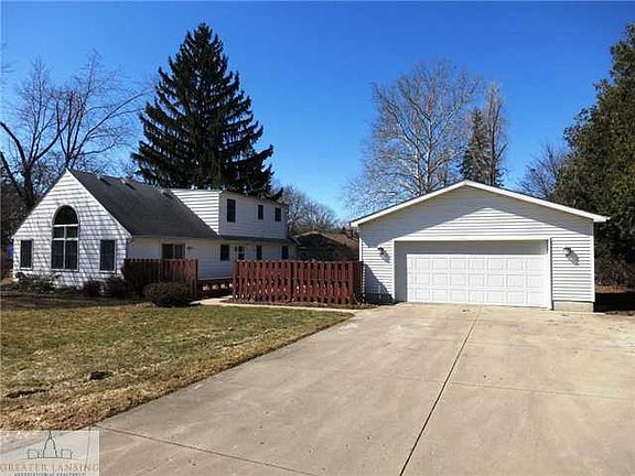 4th image of 2690 E Heather Dr