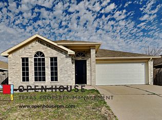 7003 Rovato Dr, Arlington, TX 76001
