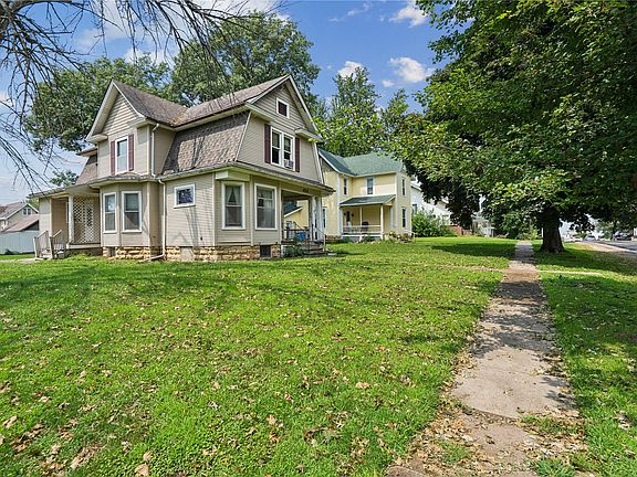 2nd image of 414 6th Ave