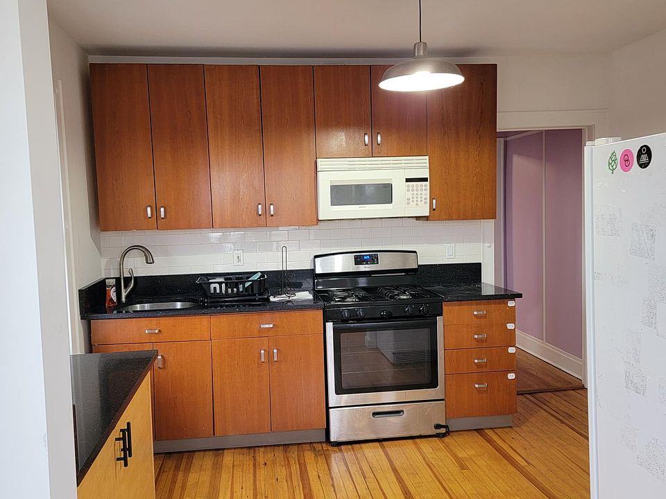 1st image of 290 Hayward St #2R