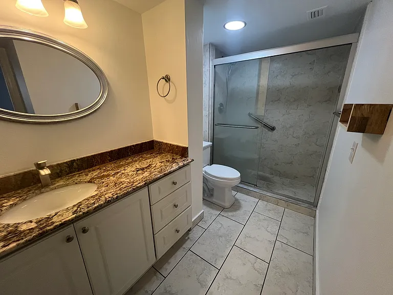 10801 SW 109th Ct #D208 — Photo 17