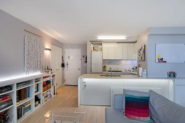 Rented by Corcoran | media 6